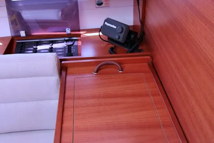 Dufour 382 GL - Louise